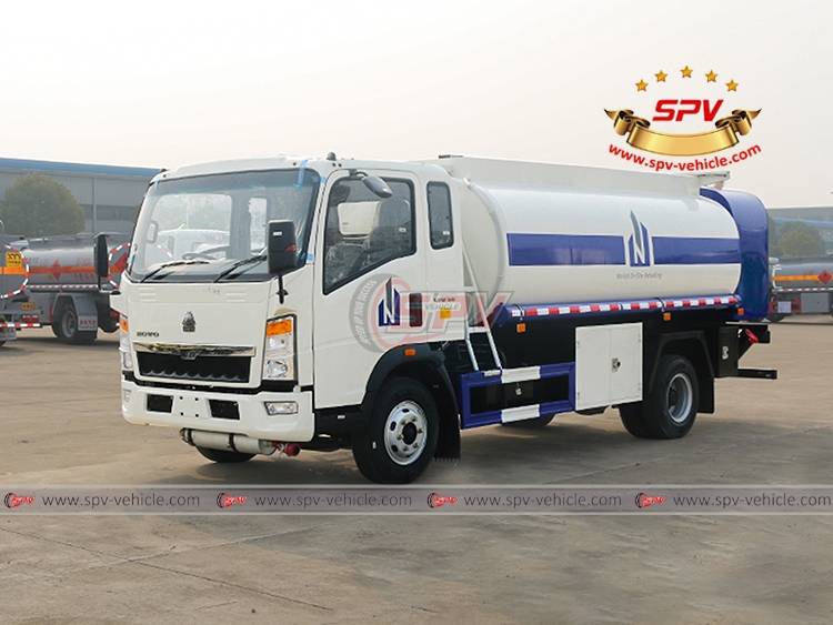 8,000 Litres Fuel Truck Sinotruk - LF 8,000 Litres Fuel Truck Sinotruk - LF